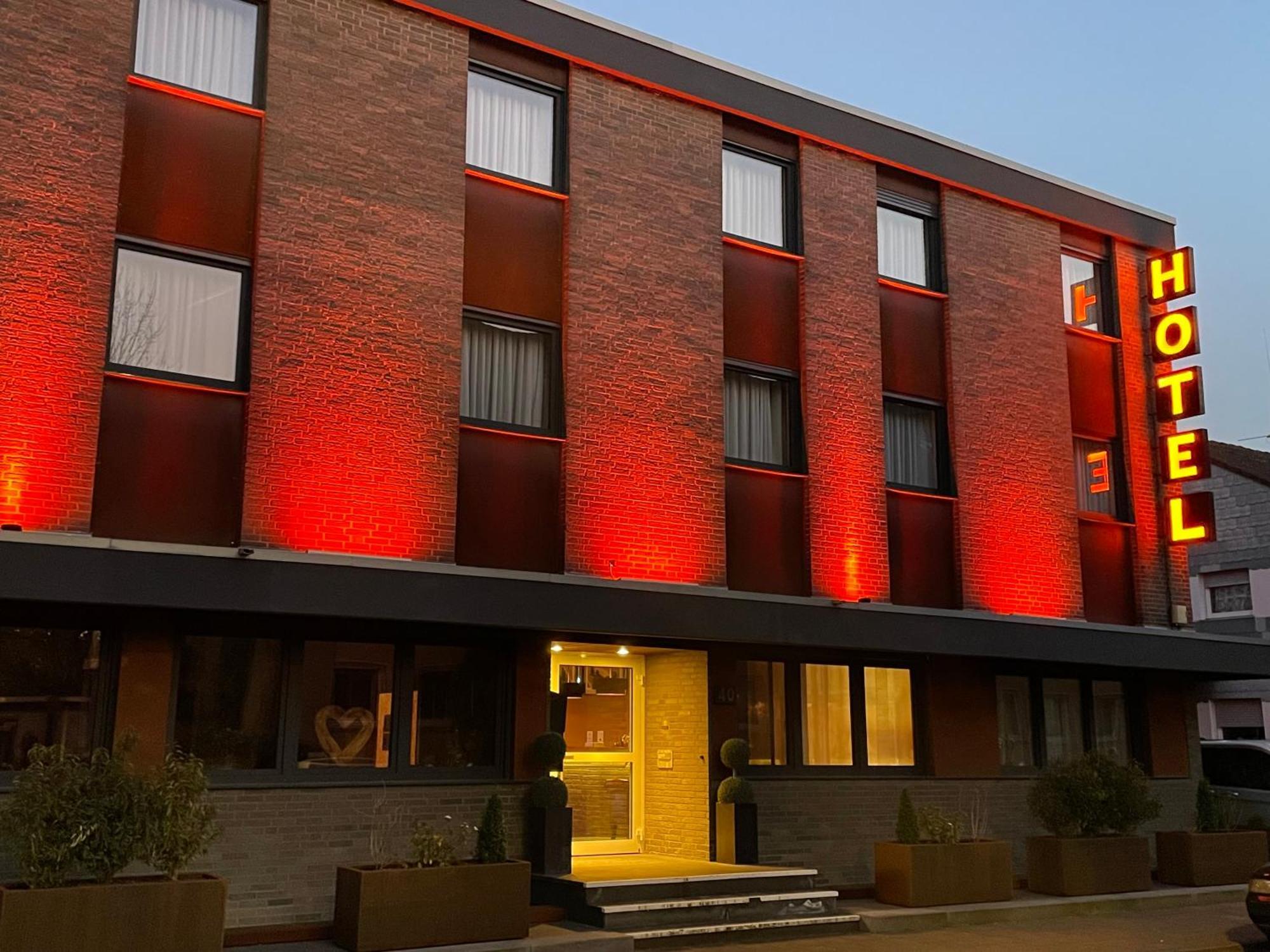 Hotel Stadt Grevenbroich Mit Klimaanlage Exterior photo
